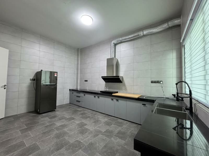 Rumah Berkembar untuk Disewa di Ujong Pasir (Melaka) - Helen BF - Kitchen - PropertyGuru.com.my