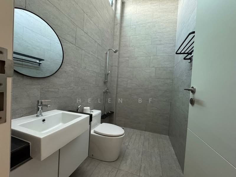 Rumah Berkembar untuk Disewa di Ujong Pasir (Melaka) - Helen BF - Bathroom - PropertyGuru.com.my