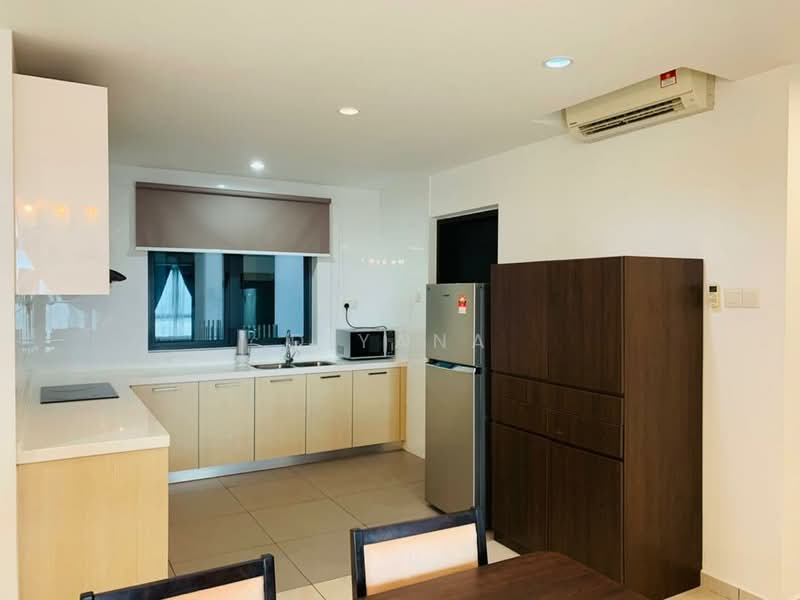 Pangsapuri untuk Dijual di Molek Pine 4 - Diyana - Kitchen - PropertyGuru.com.my