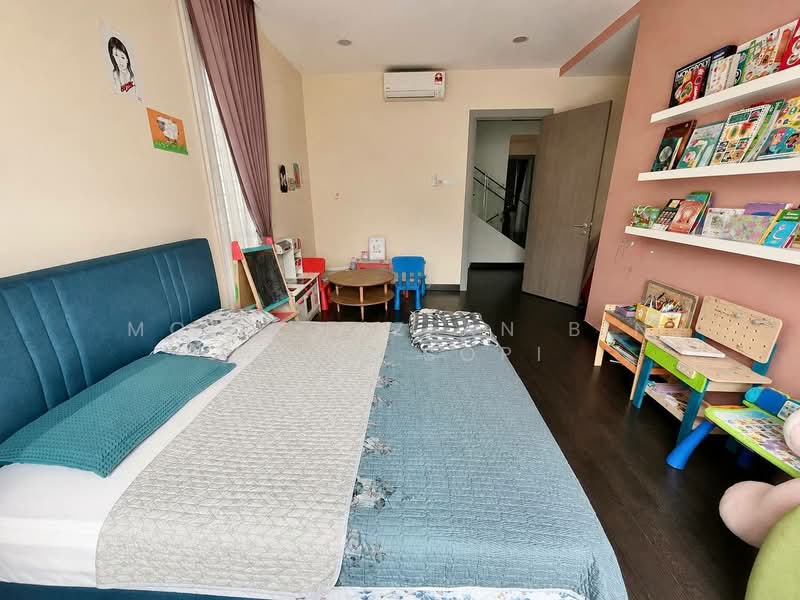 Bungalow for Sale in Shah Alam (Selangor) - Mohd Hazlan bin Mohd Sopi - Bedroom - PropertyGuru.com.my