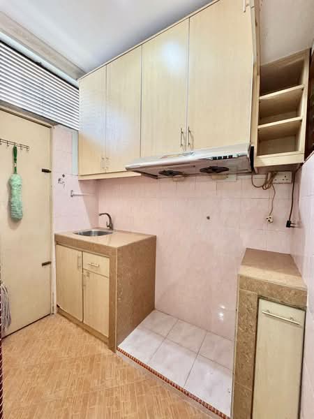 2-storey Terraced House for Sale in Klang (Selangor) - Nur Alia Omar - Kitchen - PropertyGuru.com.my