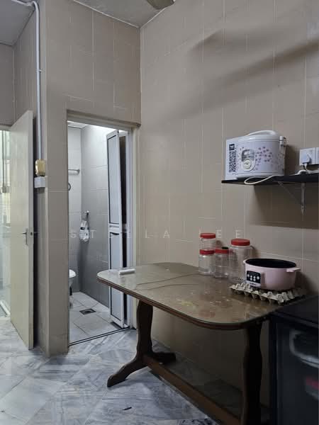 Rumah Teres untuk Dijual di Bandar Sungai Long (Selangor) - Stella Lee - Kitchen - PropertyGuru.com.my