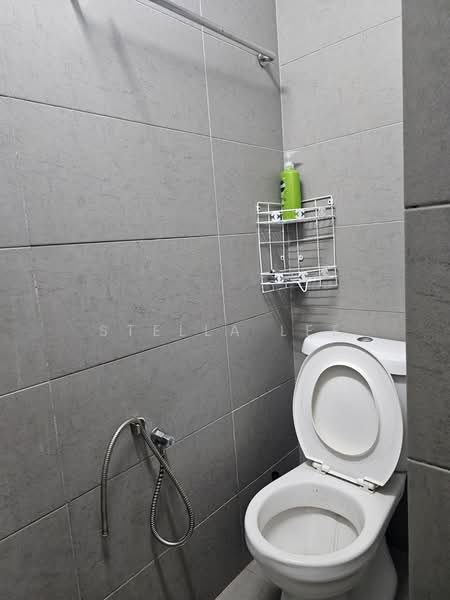 Rumah Teres untuk Dijual di Bandar Sungai Long (Selangor) - Stella Lee - Bathroom - PropertyGuru.com.my