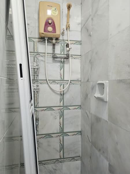 Rumah Teres untuk Dijual di Bandar Sungai Long (Selangor) - Stella Lee - Bathroom - PropertyGuru.com.my
