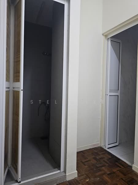 Rumah Teres untuk Dijual di Bandar Sungai Long (Selangor) - Stella Lee - Bathroom - PropertyGuru.com.my