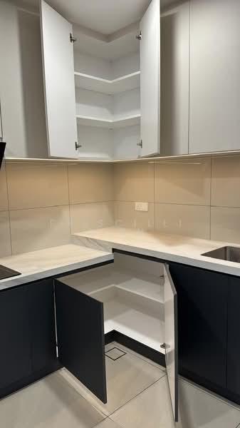 Service Residence for Sale at Park Regent @Desa Park City - Priscillia Ku - Kitchen - PropertyGuru.com.my