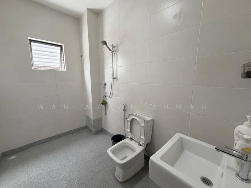 2-storey Terraced House for Sale in Seksyen 30 (Shah Alam) - Wan Azlan Ahmad - PropertyGuru.com.my