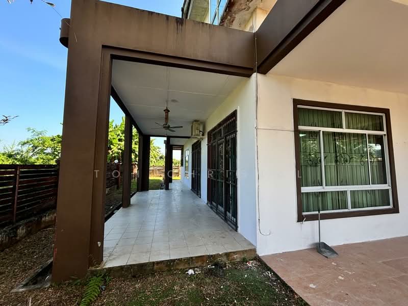 2-storey Terraced House for Sale in Kuching (Sarawak) - Toh Christal - Exterior - PropertyGuru.com.my