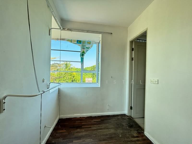 2-storey Terraced House for Sale in Kuching (Sarawak) - Toh Christal - Master bedroom - PropertyGuru.com.my