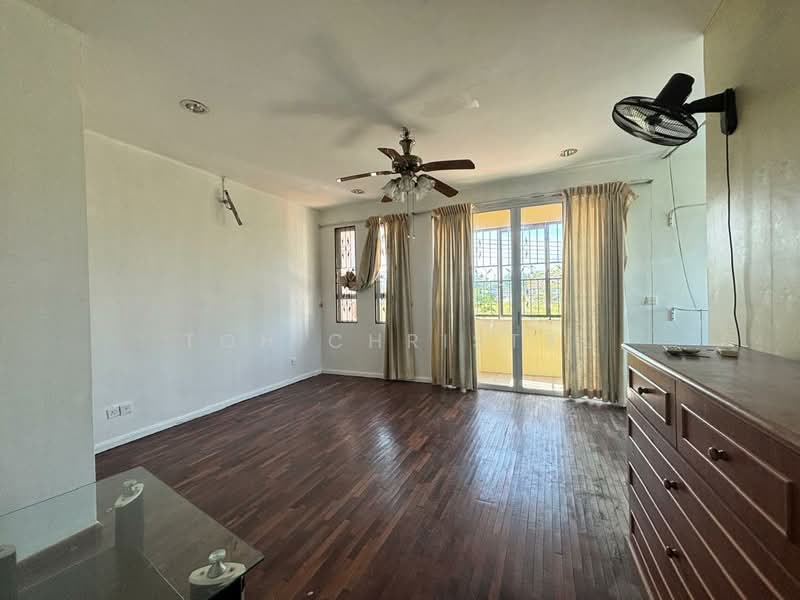 2-storey Terraced House for Sale in Kuching (Sarawak) - Toh Christal - Master bedroom - PropertyGuru.com.my