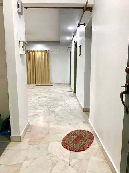 Pangsapuri untuk Dijual di Desa View Towers - En Ferdaus - Corridor - PropertyGuru.com.my
