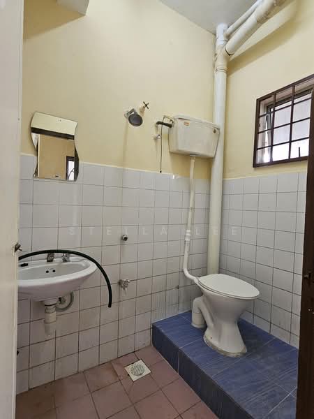 Rumah Teres 2 Tingkat untuk Disewa di Bandar Mahkota Cheras (Cheras) - Stella Lee - Bathroom - PropertyGuru.com.my