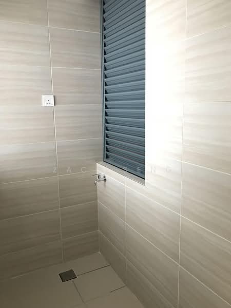 Office for Rent in Kampung Berembang (Ampang) - Zach Seng - Bathroom - PropertyGuru.com.my