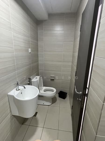 Office for Rent in Kampung Berembang (Ampang) - Zach Seng - Bathroom - PropertyGuru.com.my