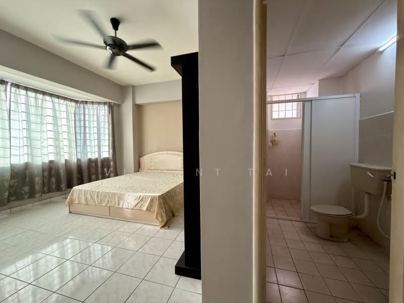 Condominium for Sale at Green Acre - Vincent Tai - Bedroom - PropertyGuru.com.my