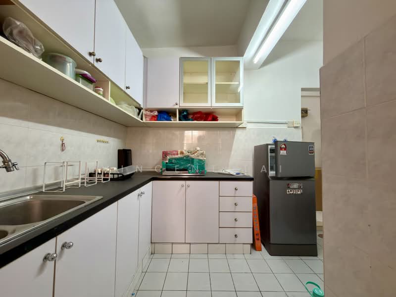 Condominium for Sale at Green Acre - Vincent Tai - Kitchen - PropertyGuru.com.my