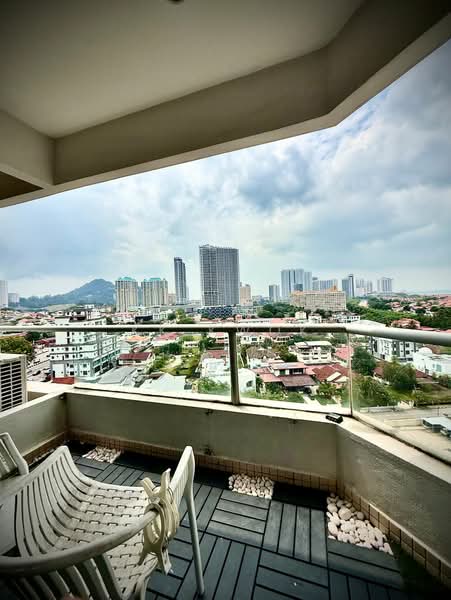 Kondominium untuk Dijual di Marina Bay Condominium - KK Kwok - Balcony - PropertyGuru.com.my