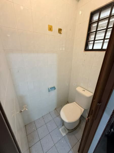 Rumah Teres 2 Tingkat untuk Dijual di Kulai (Johor) - Daniel Yong - Bathroom - PropertyGuru.com.my