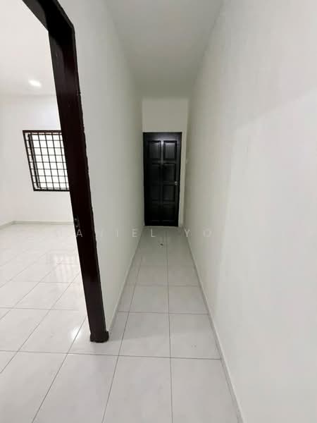 Rumah Teres 2 Tingkat untuk Dijual di Kulai (Johor) - Daniel Yong - Corridor - PropertyGuru.com.my