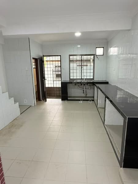 Rumah Teres 2 Tingkat untuk Dijual di Kulai (Johor) - Daniel Yong - Kitchen - PropertyGuru.com.my