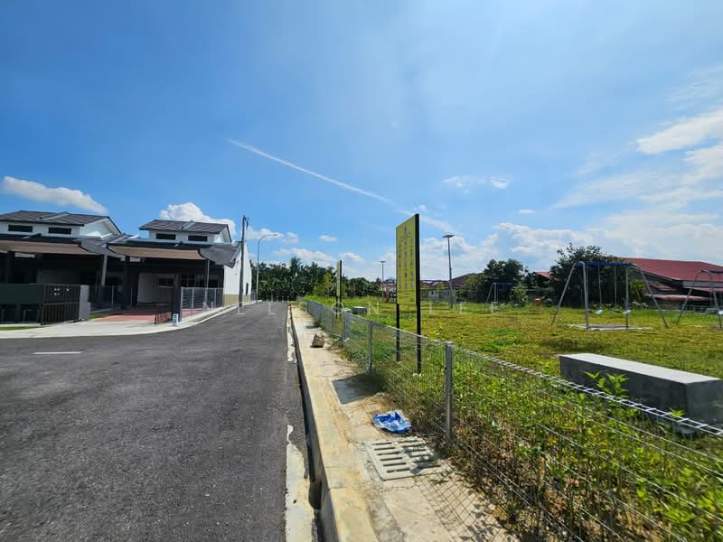 1-storey Terraced House for Sale in Klang (Selangor) - Nelson Lee - Exterior - PropertyGuru.com.my