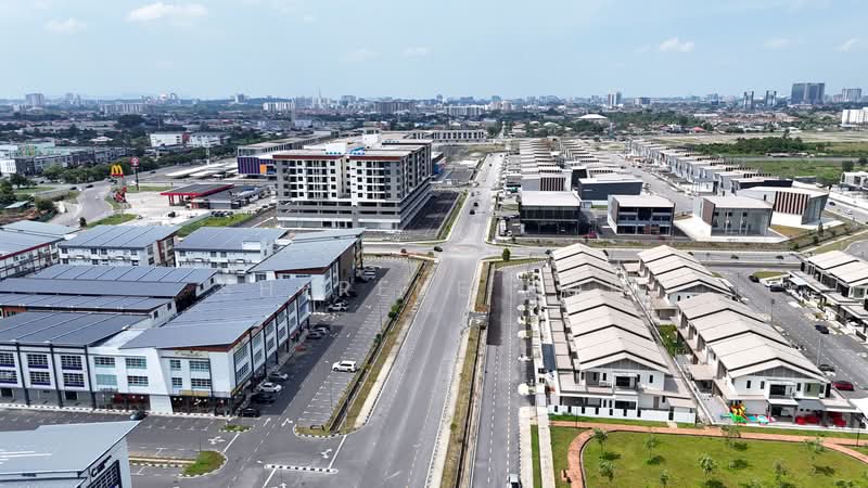 Kedai untuk Dijual di Pine Square (Kuching) - Sherene Kok - Exterior - PropertyGuru.com.my