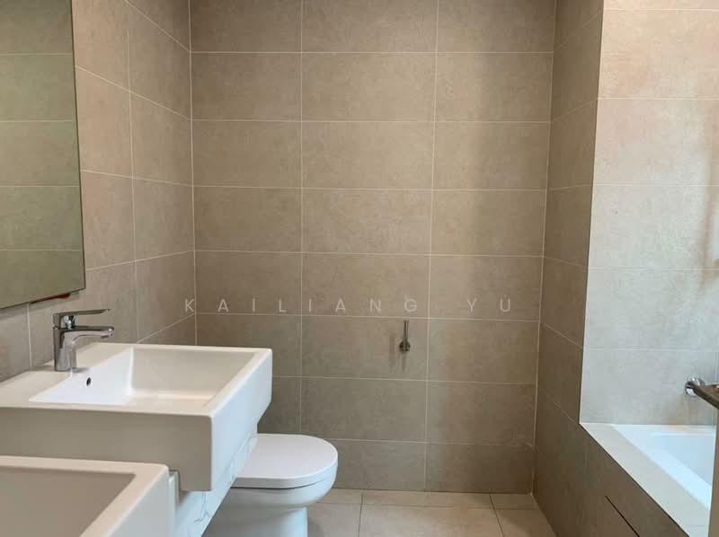 Servis Apartment untuk Dijual di Ooak Serviced Apartments @ Kiara 163 - Kailiang Yu - Bathroom - PropertyGuru.com.my