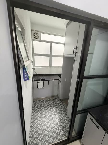 Kondominium untuk Disewa di Platinum Splendor Residence - Nini Malini - Kitchen - PropertyGuru.com.my