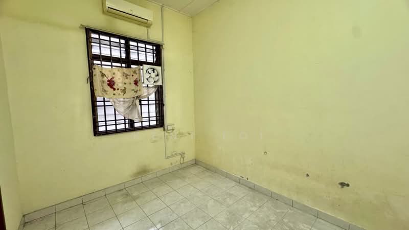 2-storey Terraced House for Sale in Bandar Putra (Kulai) - Kent Loi - Interior - PropertyGuru.com.my