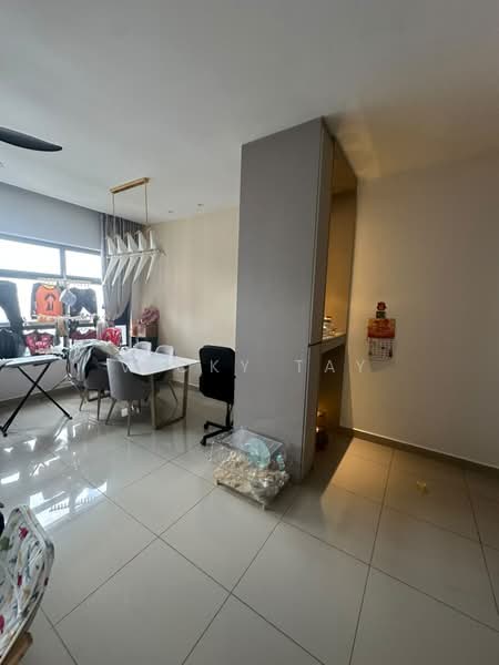 Condominium for Rent at Lakeville Residence - Vicky Tay - Living Room - PropertyGuru.com.my