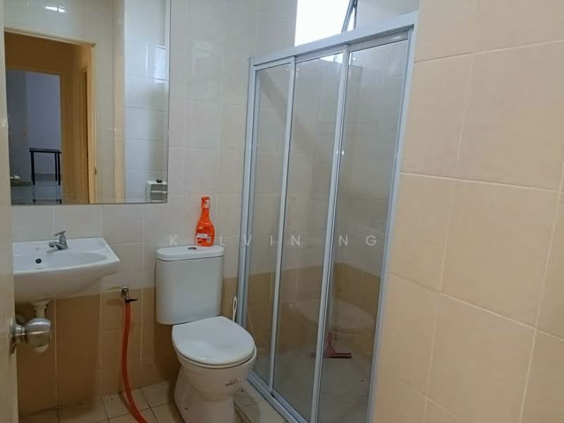 Kondominium untuk Disewa di Aman Heights Condominium - Kelvin Ng - Bathroom - PropertyGuru.com.my