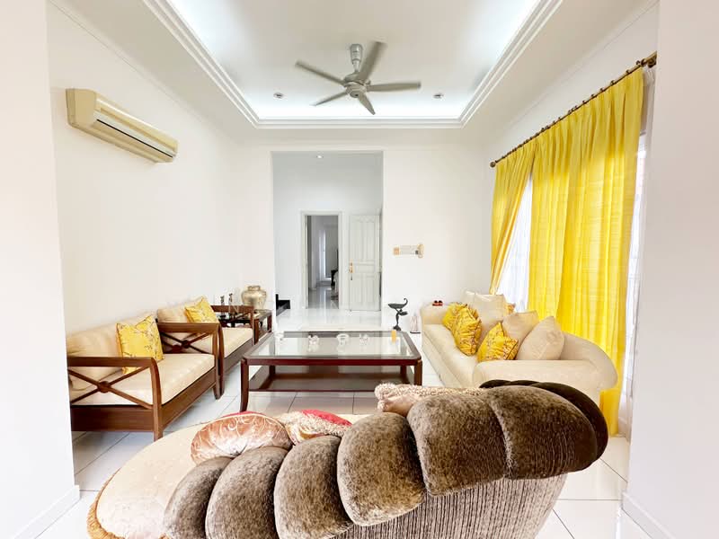 Bungalow for Sale in Ara Damansara (Selangor) - Vincent Liaw - Living Room - PropertyGuru.com.my