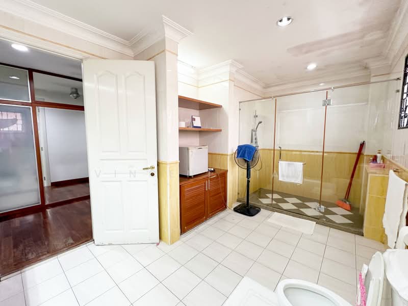 Bungalow House for Sale in Petaling Jaya (Ara Damansara) - Vincent Liaw - Bathroom - PropertyGuru.com.my