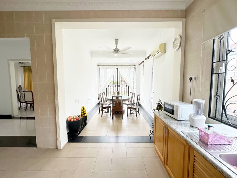 Bungalow House for Sale in Petaling Jaya (Ara Damansara) - Vincent Liaw - Dining Room - PropertyGuru.com.my