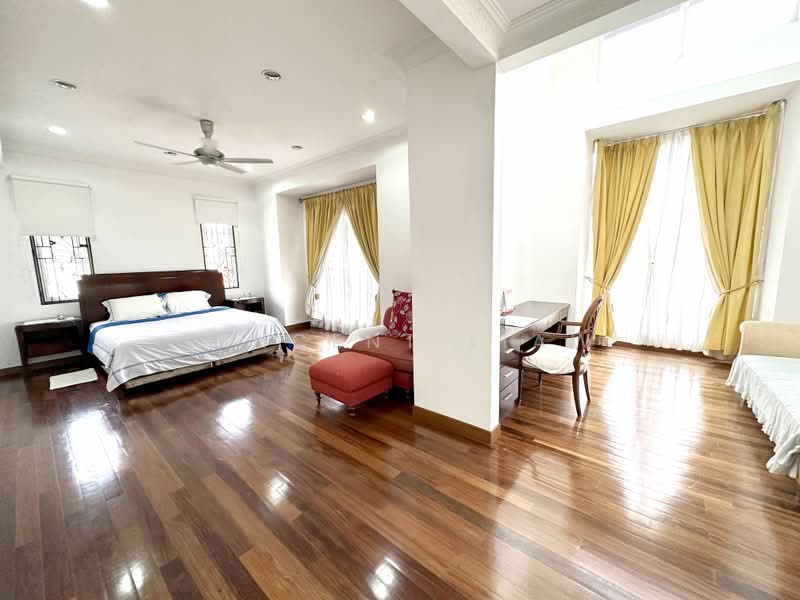 Bungalow House for Sale in Petaling Jaya (Ara Damansara) - Vincent Liaw - Bedroom - PropertyGuru.com.my