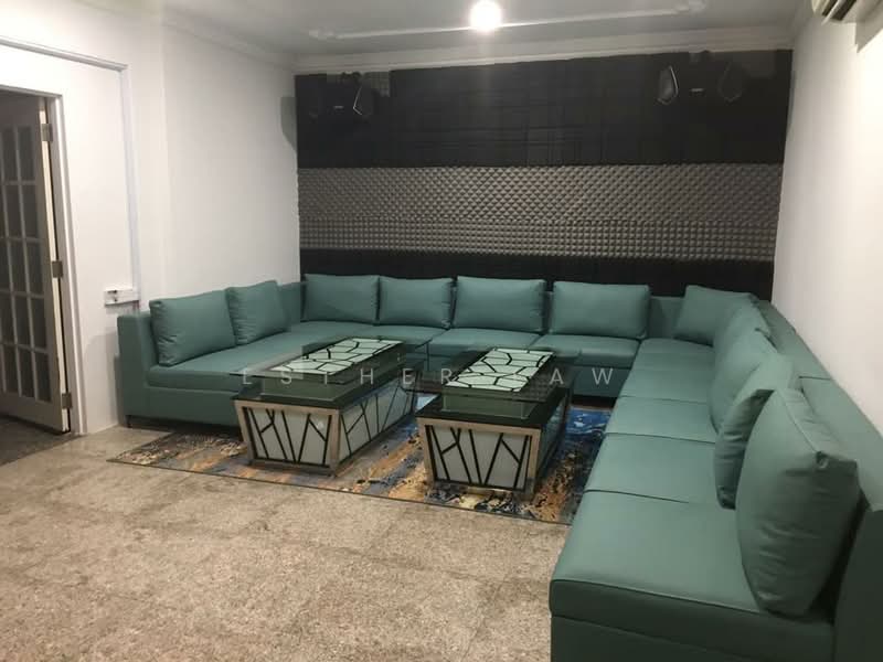 Rumah Banglo untuk Dijual di Taman Bukit Jed (Seremban) - Esther Law - Living Room - PropertyGuru.com.my