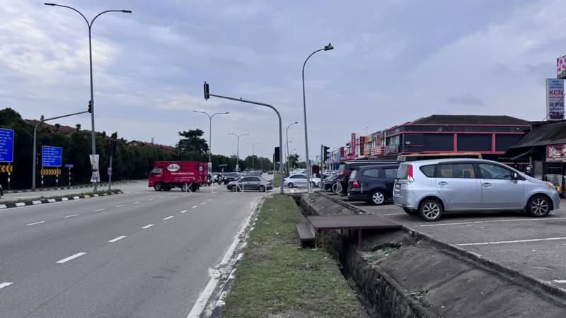 Pejabat untuk Dijual di Johor Bahru (Johor) - Kent Loi - Exterior - PropertyGuru.com.my