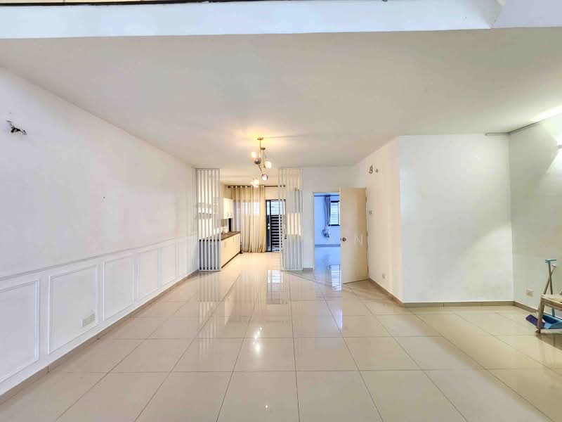Rumah Teres 3 Tingkat untuk Dijual di Lake Fields (Sungai Besi) - Suki Tan - Living Room - PropertyGuru.com.my