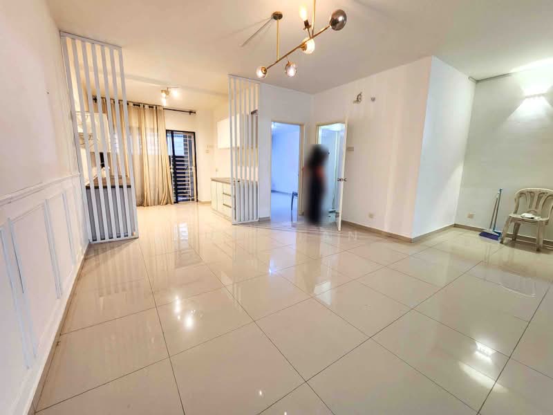 Rumah Teres 3 Tingkat untuk Dijual di Lake Fields (Sungai Besi) - Suki Tan - Living Room - PropertyGuru.com.my