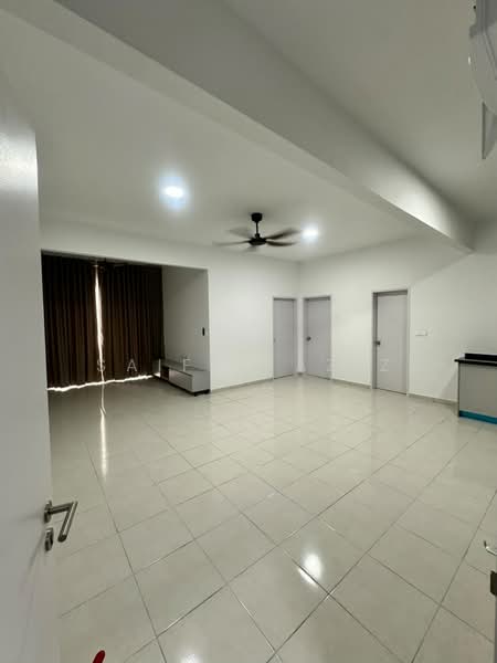 Kondominium untuk Disewa di Residensi Begonia - Saiful Aziz - Living Room - PropertyGuru.com.my