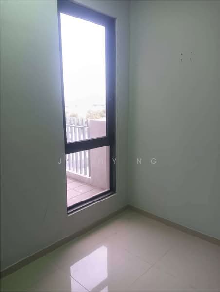 Servis Apartment untuk Dijual di Amani Residence - Jenny Ng - Balcony - PropertyGuru.com.my
