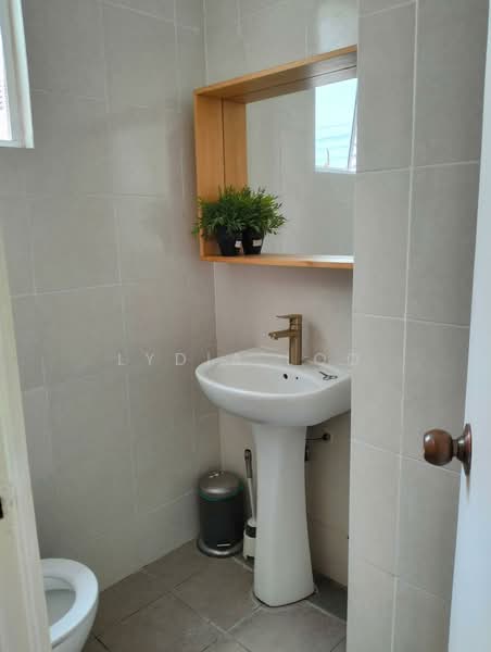 Servis Apartment untuk Disewa di Subang Olives Residence - Lydia Loo - Bathroom - PropertyGuru.com.my