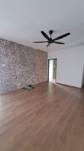 Kondominium untuk Dijual di 28 Residence @ Beverly Heights - Terry Yee - Living Room - PropertyGuru.com.my
