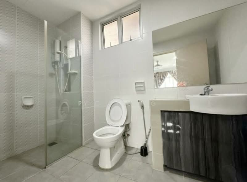 Pangsapuri untuk Disewa di Austin Suites (Permata Austin) - YC Fung - Bathroom - PropertyGuru.com.my