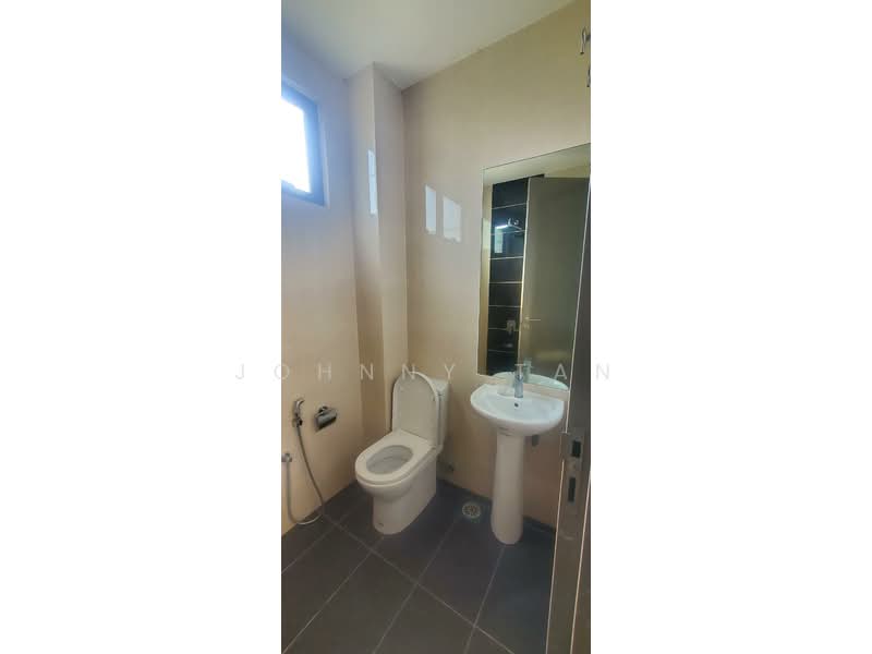 Rumah Berkembar untuk Dijual di Shah Alam (Selangor) - Johnny Tan - Bathroom - PropertyGuru.com.my