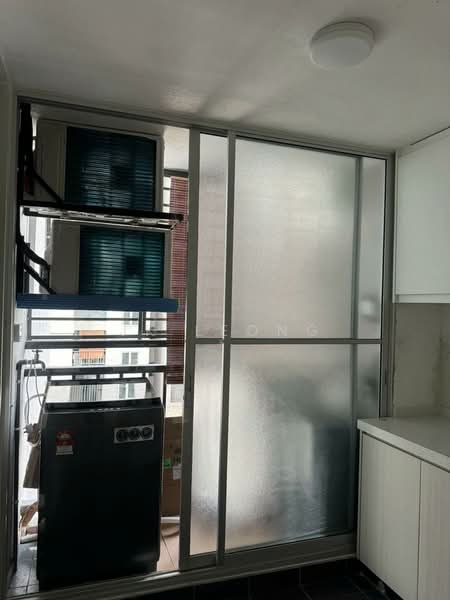 Servis Apartment untuk Disewa di Maxim Residences - JK Leong - Balcony - PropertyGuru.com.my