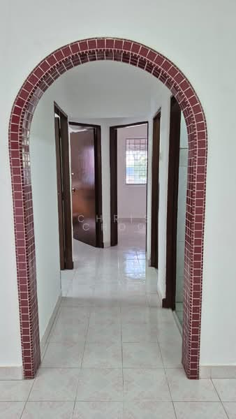 Flat for Rent at Taman Sri Sentosa - Chris Choo - Corridor - PropertyGuru.com.my