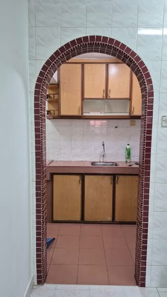 Flat for Rent at Taman Sri Sentosa - Chris Choo - Kitchen - PropertyGuru.com.my