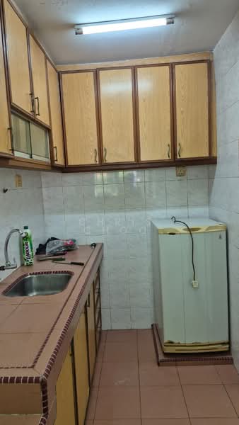Flat for Rent at Taman Sri Sentosa - Chris Choo - Kitchen - PropertyGuru.com.my