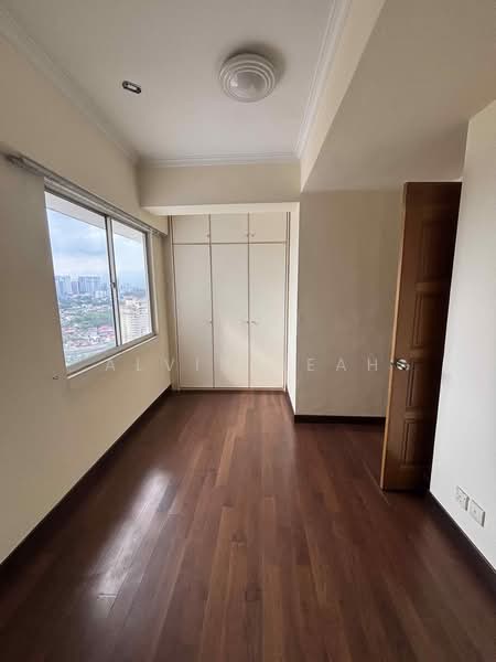 Kondominium untuk Dijual di OBD Garden Tower - Alvin Seah - Bedroom - PropertyGuru.com.my